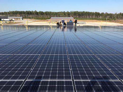 Jinko Solar Panels on Massive Commercial Installation Jinko Solar Panels on Massive Commercial Installation