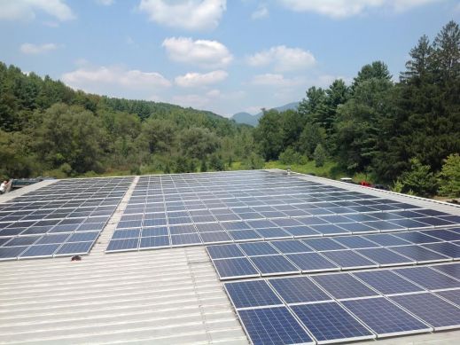 Hand Chevrolt Solar Installation 102 kW installation at the Manchester car dealership
