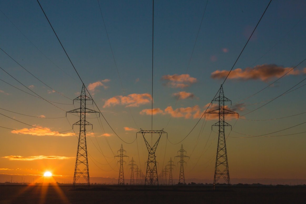 Overcoming Interconnection Challenges with 240v High Leg Delta Systems Header Image