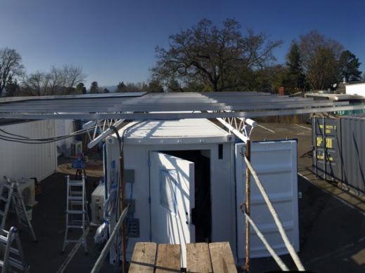 Off-Grid Solar Hatchery for Ostrich Eggs Off-Grid Solar Hatchery for Ostrich Eggs